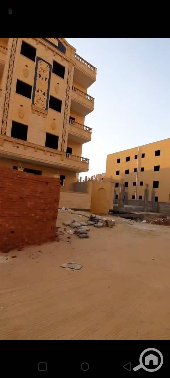 2 1002166579. png