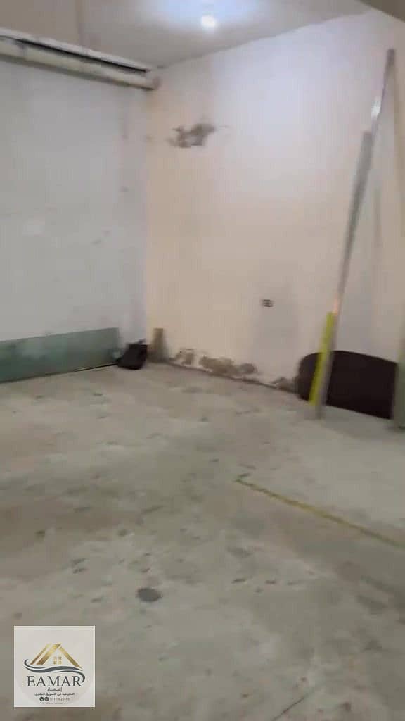2 مخازن للايجار في عمارات التجمع الاول. jpeg
