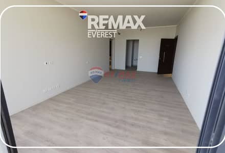 شقة 2 غرفة نوم للايجار في الشيخ زايد، الجيزة - original - 2026-10-18T130438.639. jpg