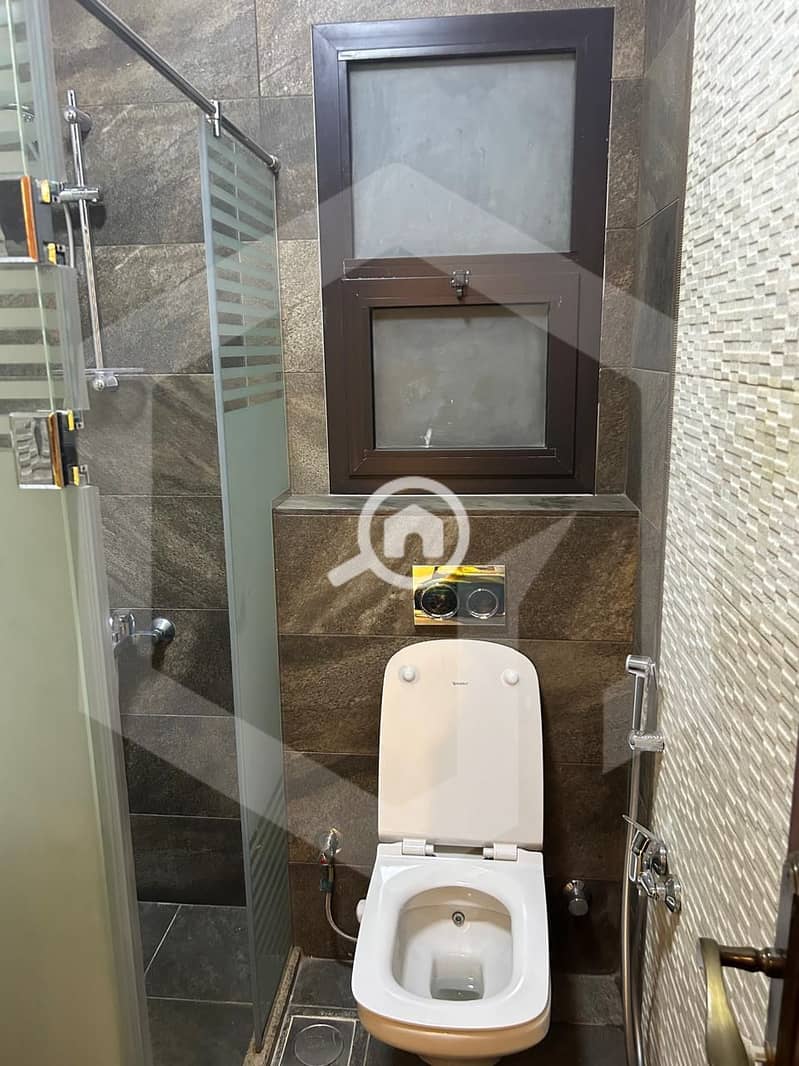 15 Courtyurad Sodic 15. jpg