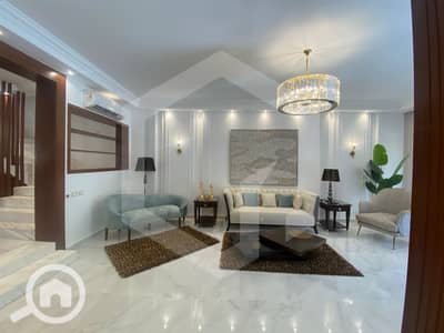 4 Bedroom Twin House for Rent in 6th of October, Giza - The Crown Plam Hills 1. jpg