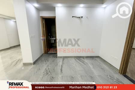 شقة 3 غرف نوم للبيع في سموحة، الإسكندرية - WhatsApp Image 2026-10-18 at 1.04. 45 PM. png