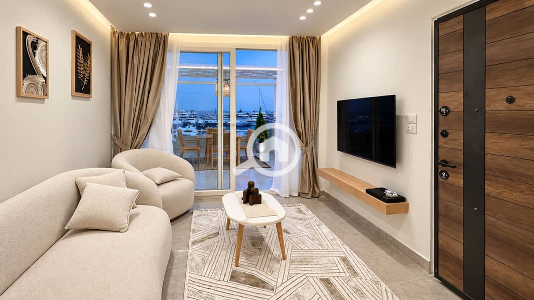 3 22-living-room-wide-angle. jpg