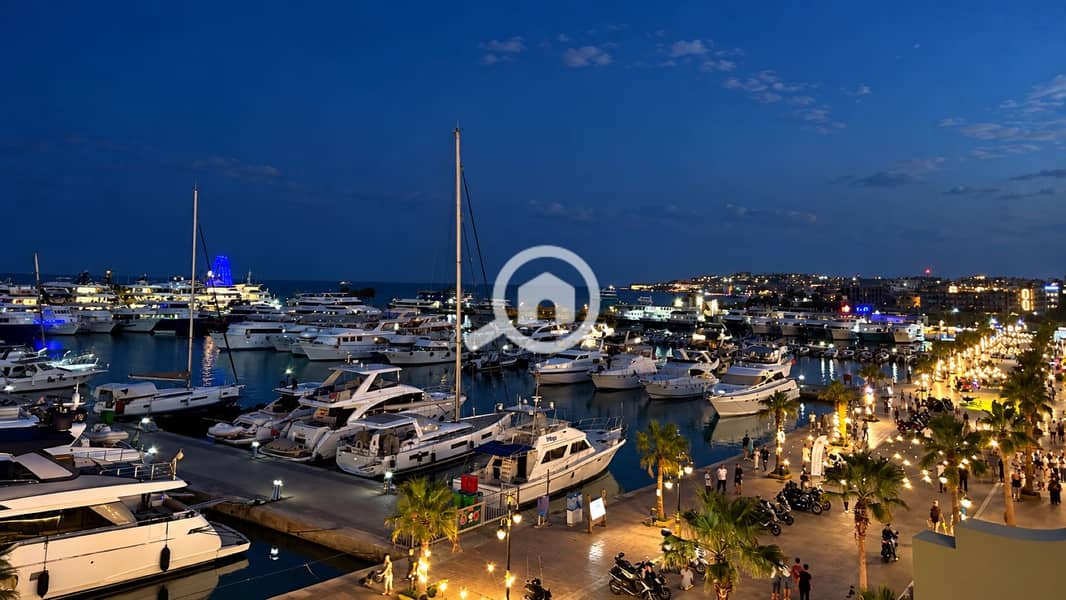 8 27-marina-promenade-night. jpg
