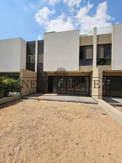 4 Bedroom Townhouse for Sale in Shorouk City, Cairo - WhatsApp Image 2026-10-18 at 9.06. 20 AM (2). jpeg 4 Bedroom Townhouse for Sale in Shorouk City, Cairo - WhatsApp Image 2026-10-18 at 9.06. 20 AM (2). jpeg