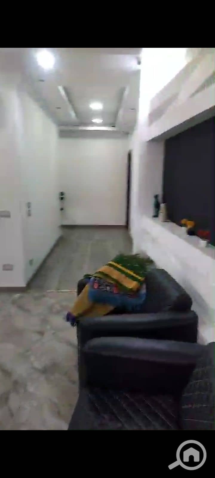 8 1000738637. png