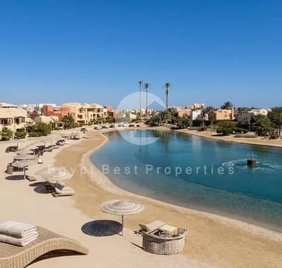 2 Bedroom Chalet for Sale in Gouna, Red Sea - e6ff50c4-199f-425b-9b02-93d25f5416ee. jpg 2 Bedroom Chalet for Sale in Gouna, Red Sea - e6ff50c4-199f-425b-9b02-93d25f5416ee. jpg
