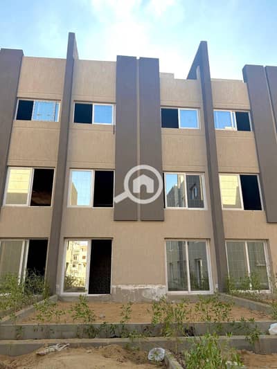 4 Bedroom Townhouse for Sale in 6th of October, Giza - WhatsApp Image 2026-10-13 at 3.00. 07 PM. jpeg 4 Bedroom Townhouse for Sale in 6th of October, Giza - WhatsApp Image 2026-10-13 at 3.00. 07 PM. jpeg