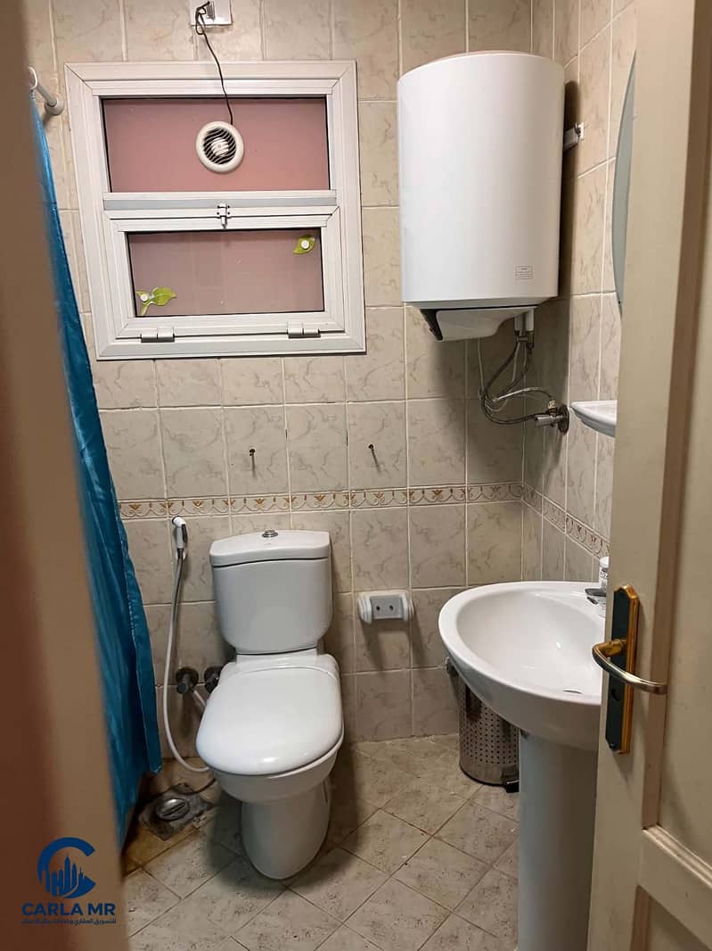 9 1000279402. jpg