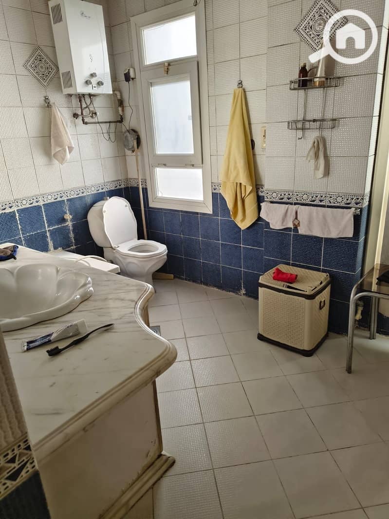 7 1001288556. jpg