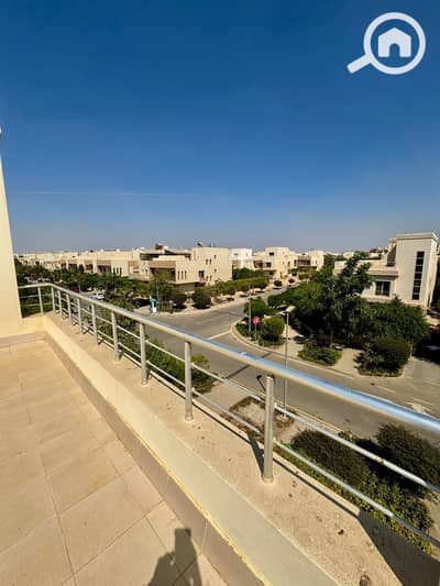 4 Bedroom Twin House for Rent in Sheikh Zayed, Giza - WhatsApp Image 2026-10-15 at 22.08. 40. jpeg