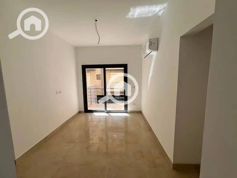 11 51772651-800x600. jpg