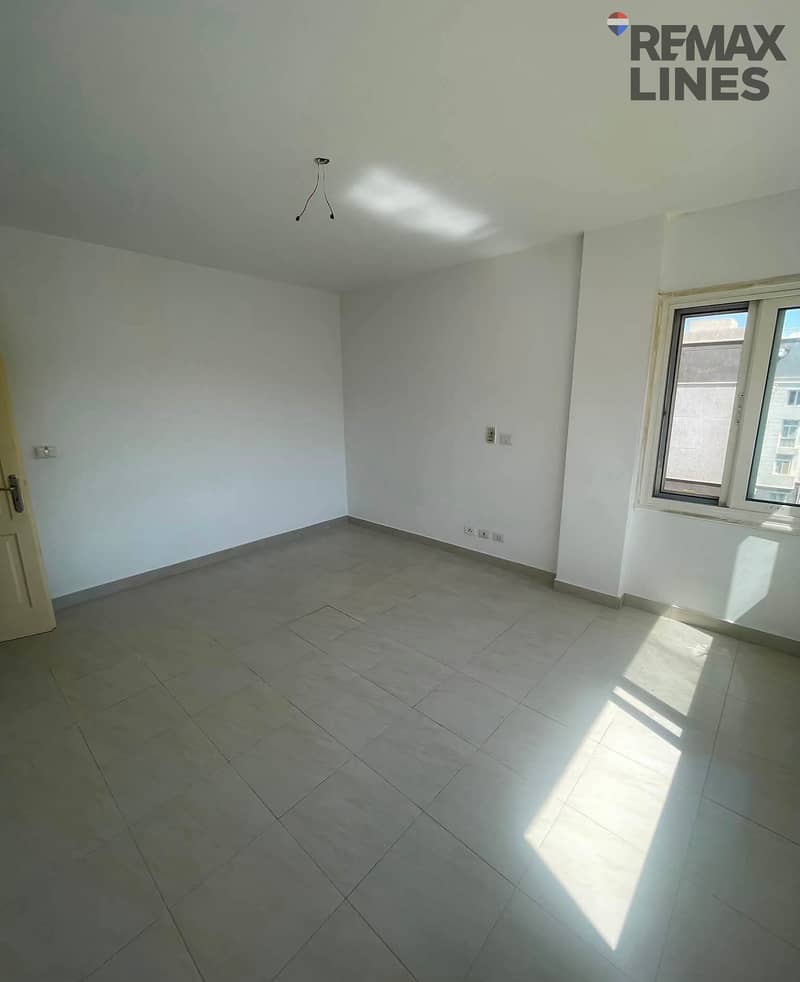 11 5499ea09-106a-41d1-9a31-6bed92365085. jpeg