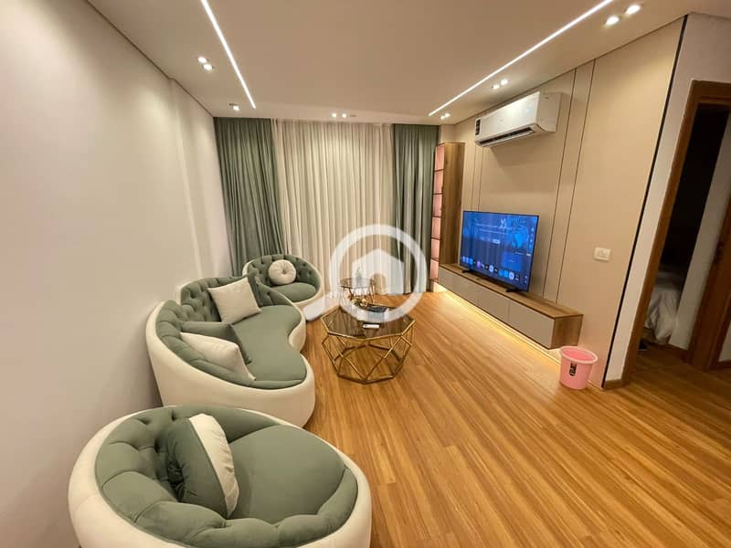 24 1000209858. jpg