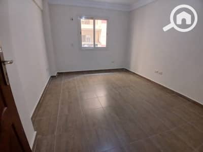 شقة 3 غرف نوم للايجار في ميامي، الإسكندرية - 216625. jpg شقة 3 غرف نوم للايجار في ميامي، الإسكندرية - 216625. jpg