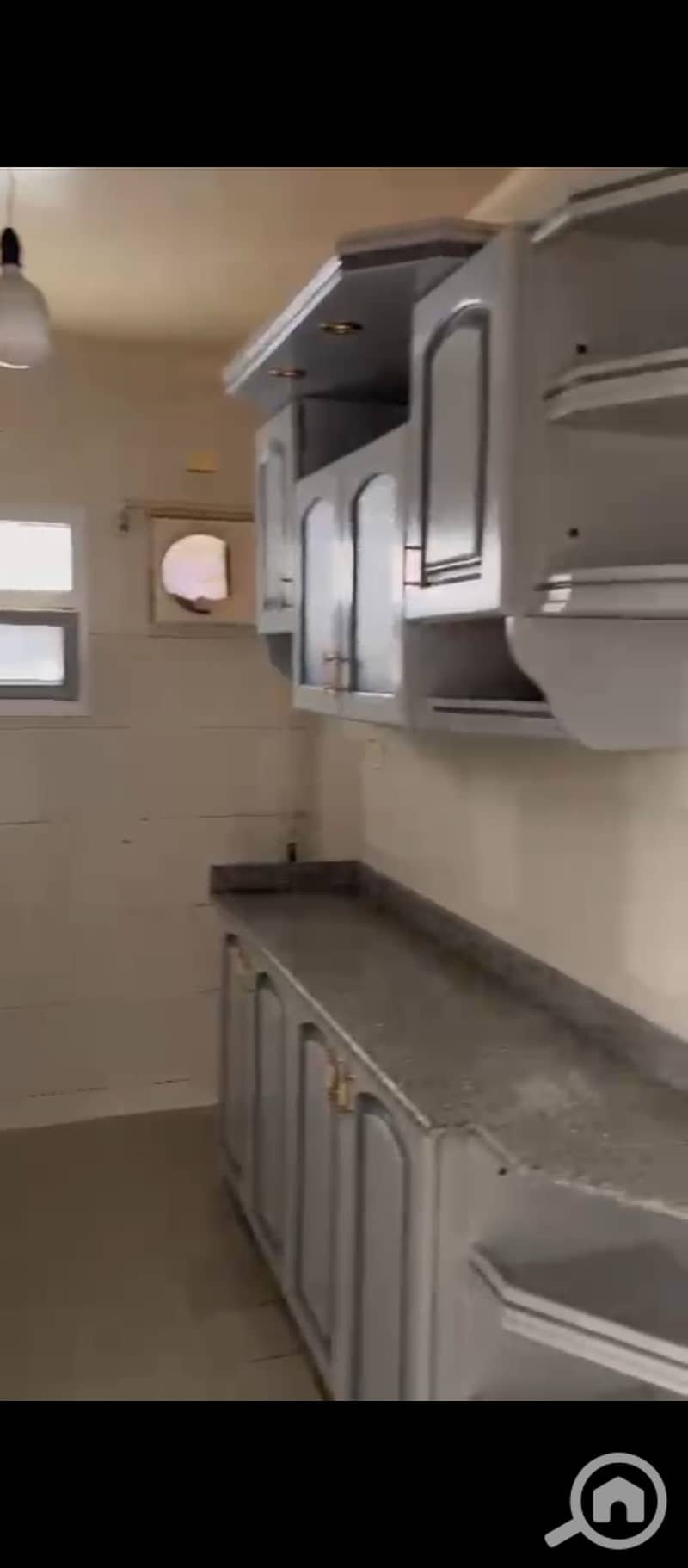 4 1001108335. jpg