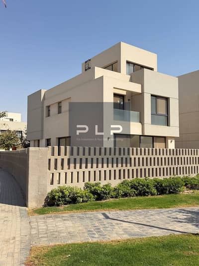 5 Bedroom Villa for Sale in Shorouk City, Cairo - WhatsApp Image 2026-10-19 at 1.45. 41 PM. jpeg