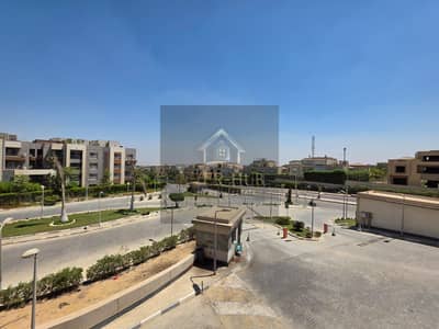 3 Bedroom Apartment for Sale in Sheikh Zayed, Giza - WhatsApp Image 2026-10-19 at 2.04. 37 PM. jpeg 3 Bedroom Apartment for Sale in Sheikh Zayed, Giza - WhatsApp Image 2026-10-19 at 2.04. 37 PM. jpeg