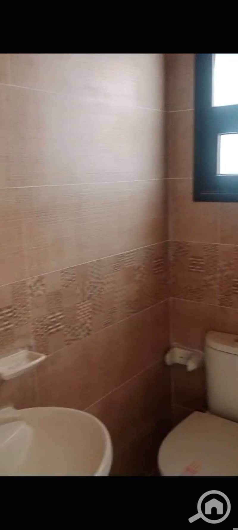 4 1000494964. jpg