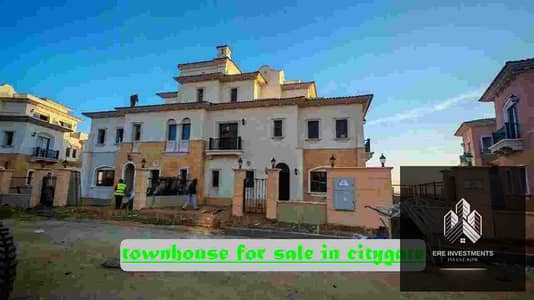 4 Bedroom Townhouse for Sale in New Cairo, Cairo - WhatsApp Image 2026-09-28 at 1.50. 54 PM (4). JPG