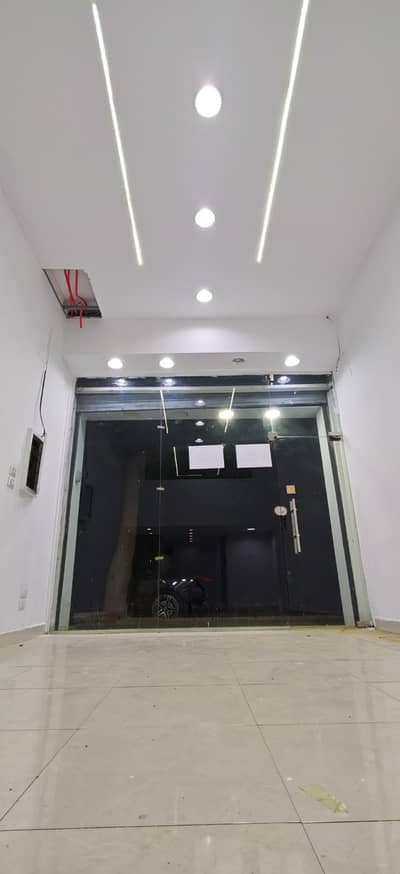 Showroom for Rent in Sheraton, Cairo - Fully Finished super luxury Dublex shop- متفرع من شارع البحر من المالك