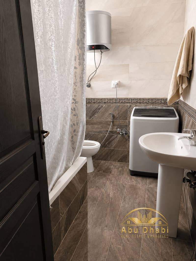 8 64b7c52b-28d3-4d5d-b36f-5ac8916cad2d. jpg