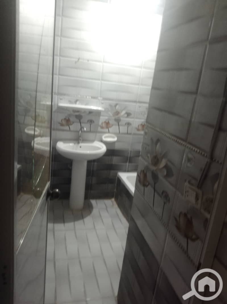 9 1000991408. jpg