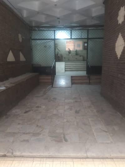 4 Bedroom Flat for Sale in Faisal, Giza - شقة للبيع ١٨٠م فيصل الرئيسي
