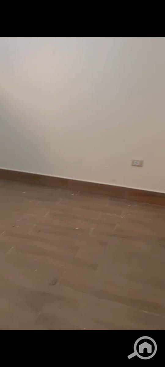 7 1000041303. jpg