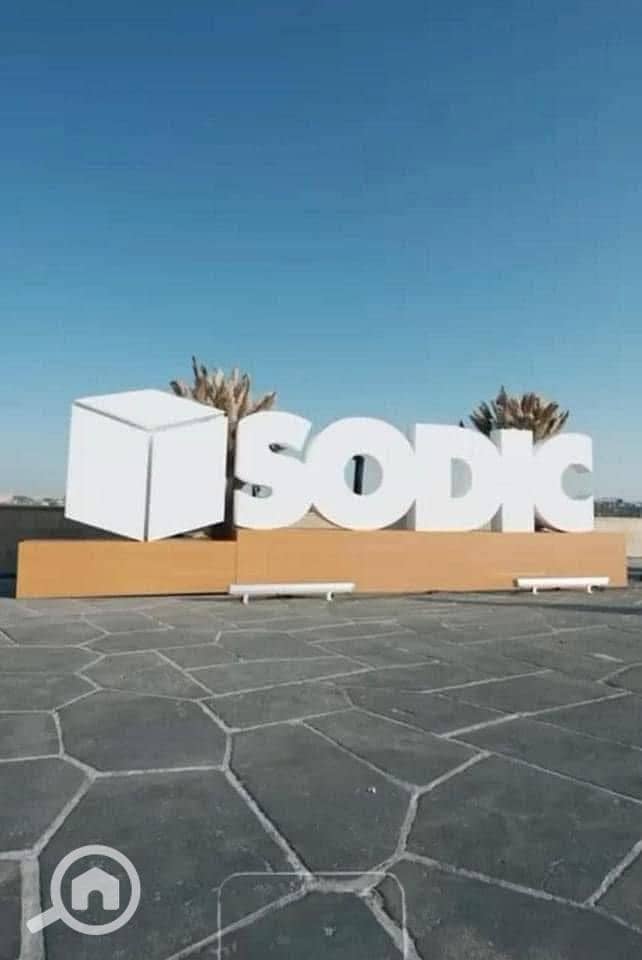 8 488000415_1372066570503402_4188594213947366877_n. jpg