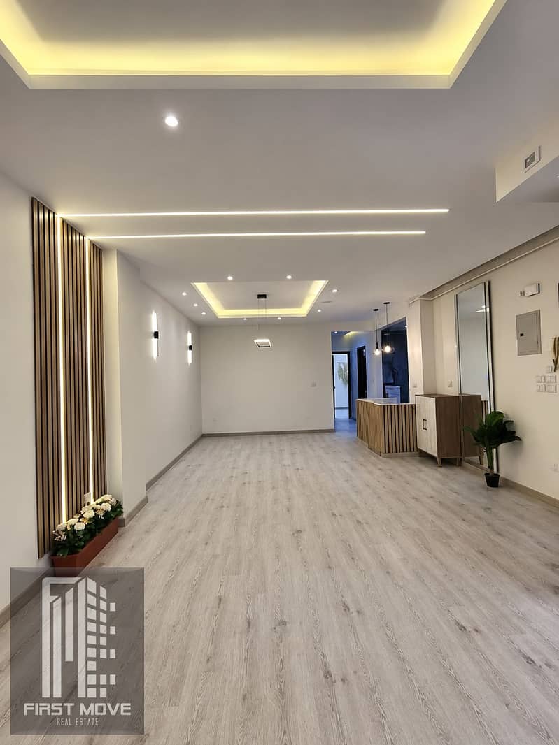 2 Modern Minimalist Lobby Interior. png