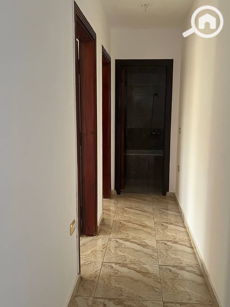 3 31759. jpg