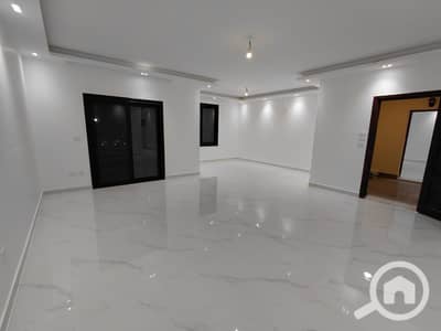 فلیٹ 3 غرف نوم للايجار في القاهرة الجديدة، القاهرة - WhatsApp Image 2026-10-19 at 7.28. 50 PM (2). jpeg فلیٹ 3 غرف نوم للايجار في القاهرة الجديدة، القاهرة - WhatsApp Image 2026-10-19 at 7.28. 50 PM (2). jpeg