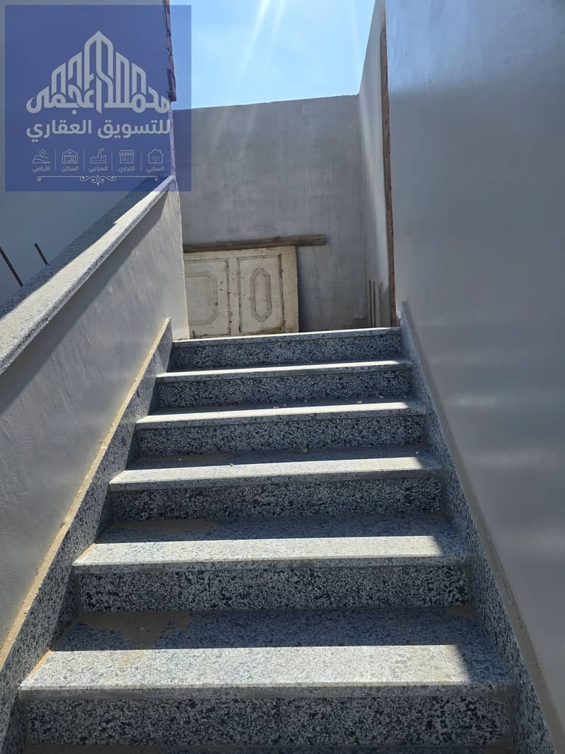 34 97596. jpg