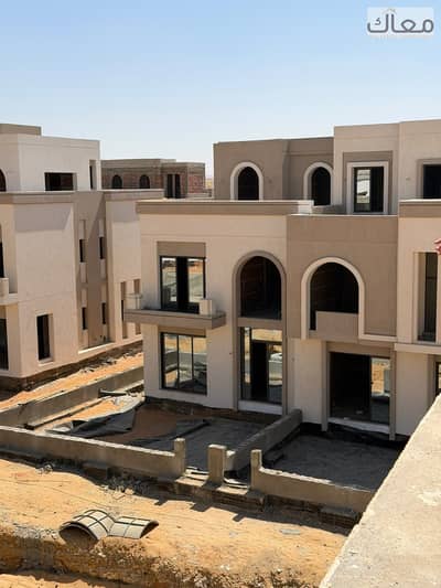 3 Bedroom Townhouse for Sale in New Cairo, Cairo - 7b9a342e-b45e-4932-9ee3-fa6bc526825f. jpg 3 Bedroom Townhouse for Sale in New Cairo, Cairo - 7b9a342e-b45e-4932-9ee3-fa6bc526825f. jpg