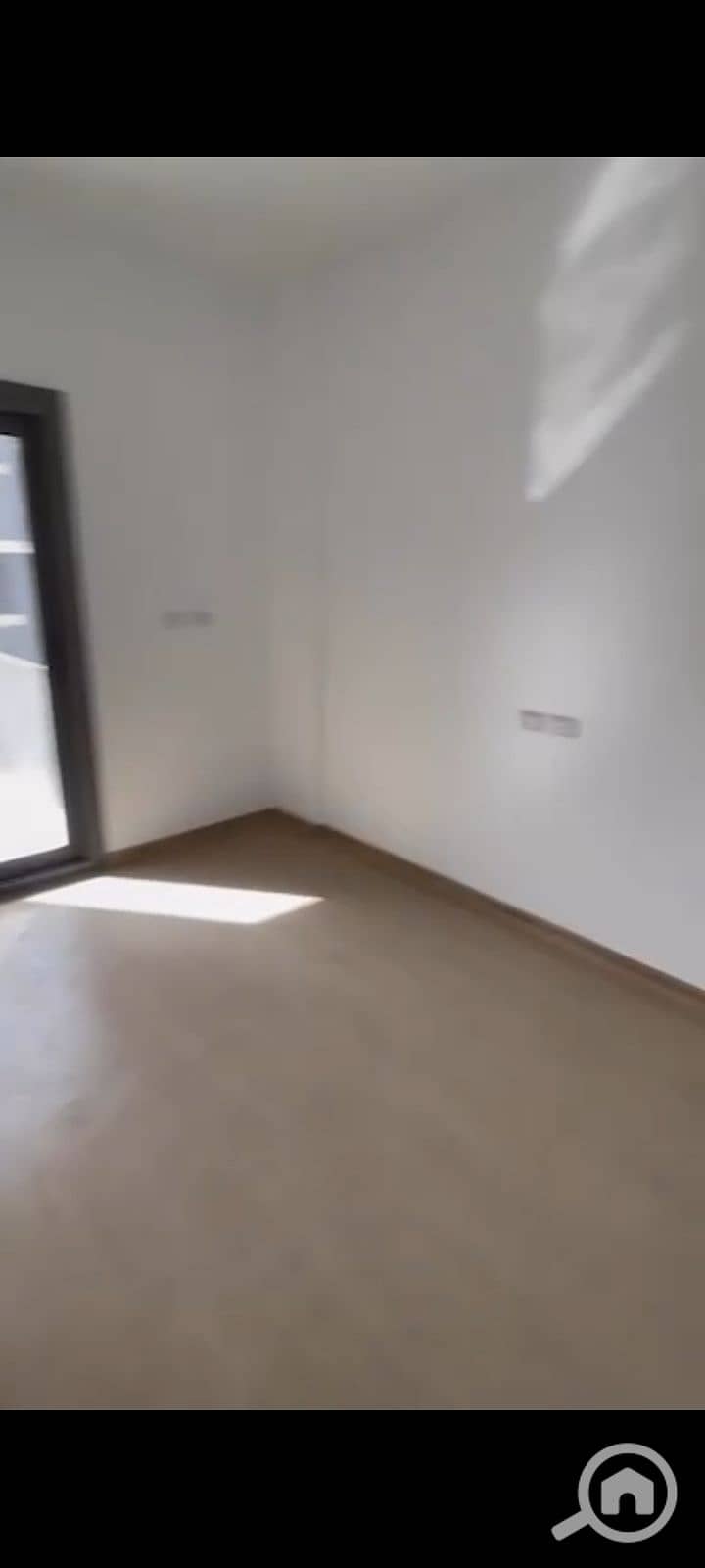 9 1000113915. jpg