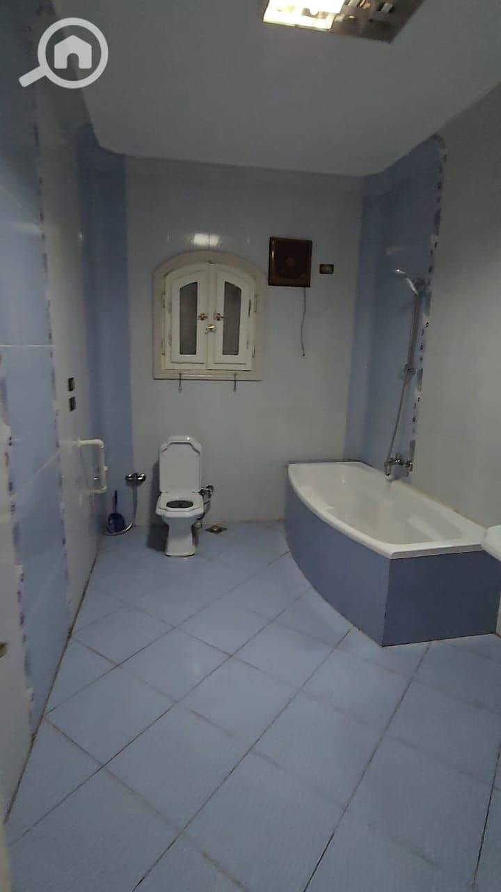 9 340184. jpg