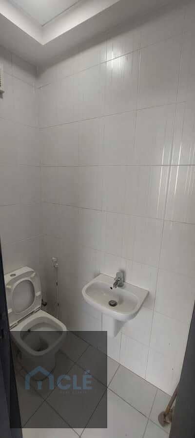 7 WhatsApp Image 2026-10-18 at 13.57. 10. jpeg