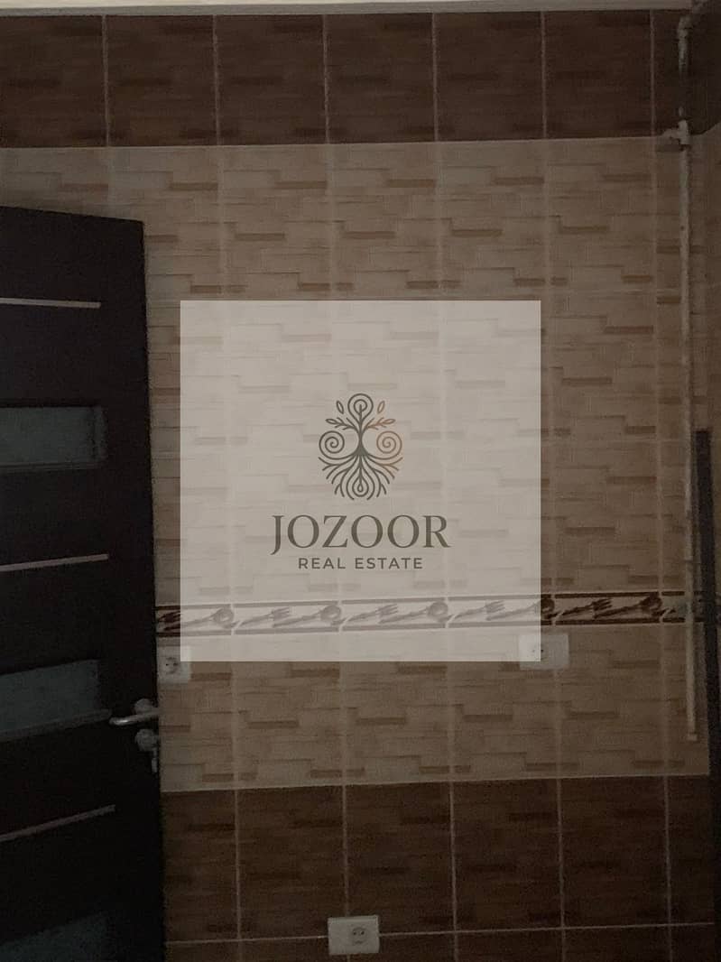 11 1000472760. jpg