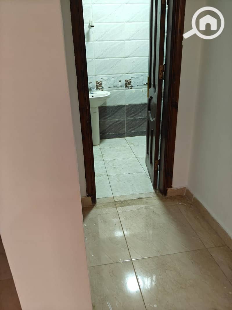 7 1000973899. jpg