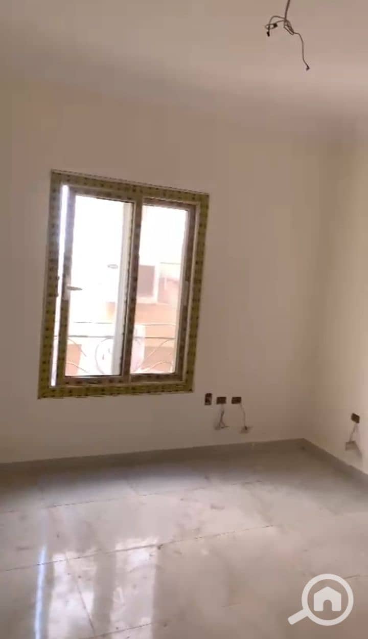 8 1000973848. jpg
