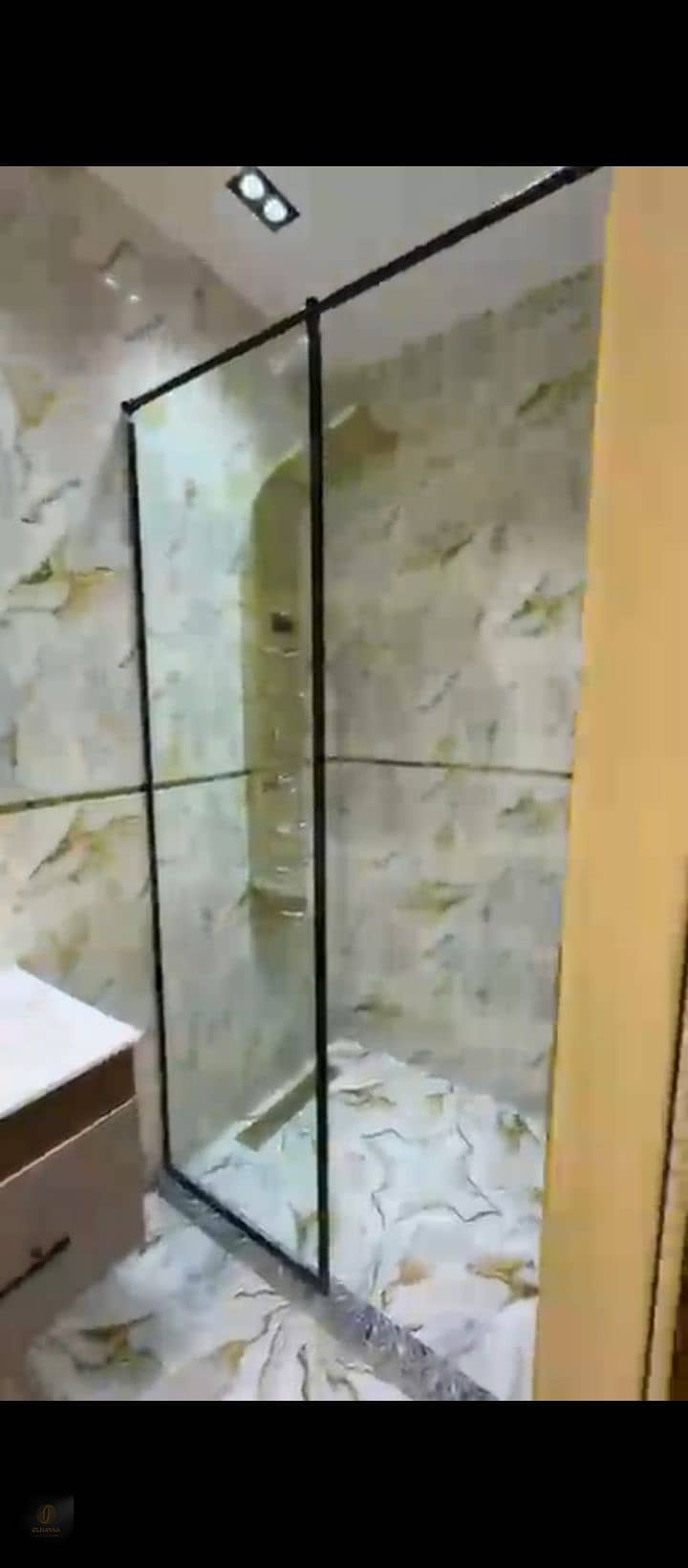 8 1000335056. jpg
