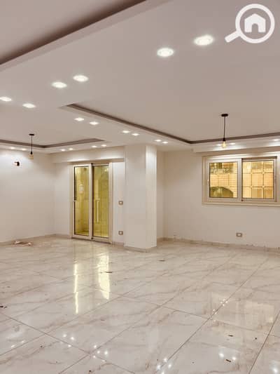 3 Bedroom Flat for Rent in Agouza, Giza - IMG_8472. heic