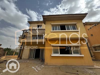 5 Bedroom Villa for Sale in New Cairo, Cairo - WhatsApp Image 2026-10-18 at 14.24. 41 (6). jpeg