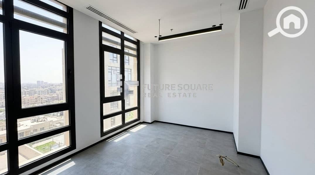 2 Image10. jpg