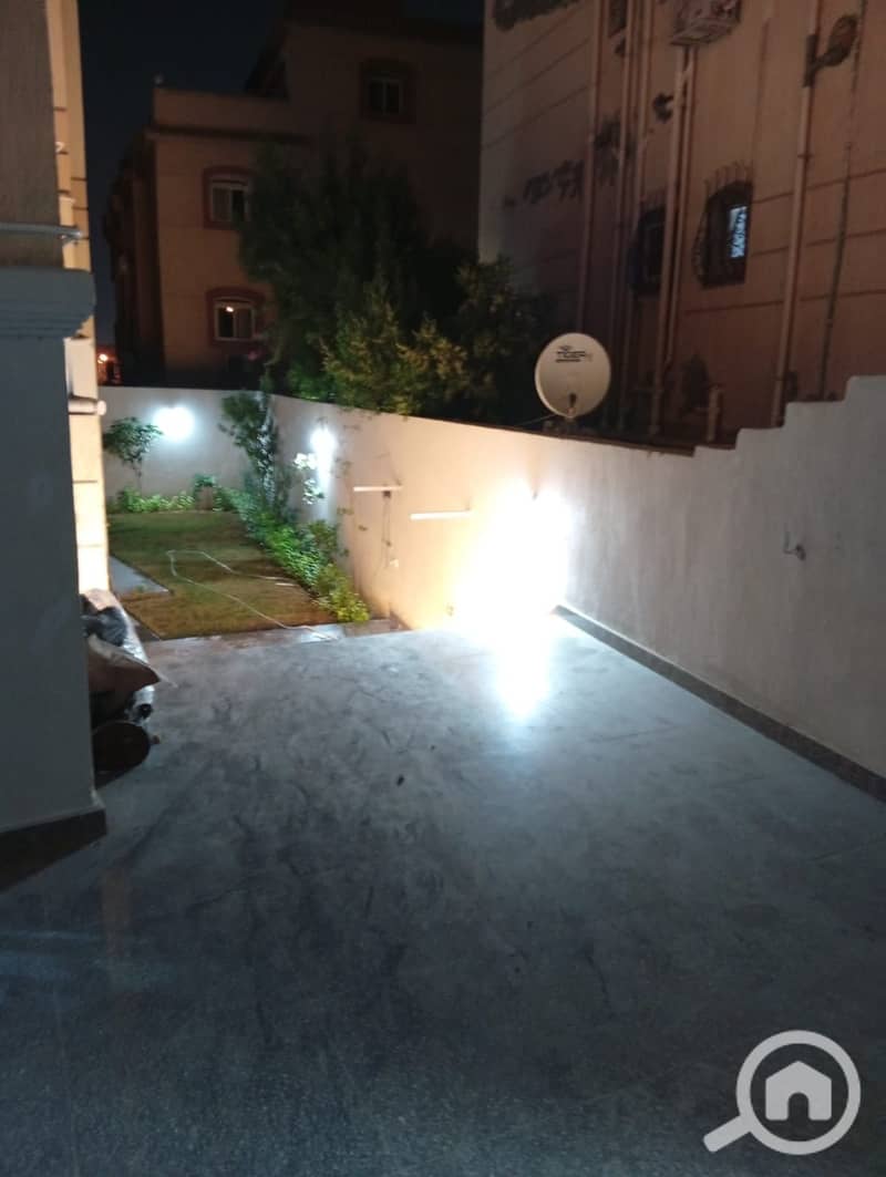 8 ف4ف4. jpeg