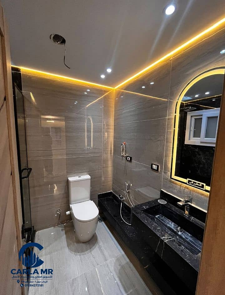 8 1000246424. jpg