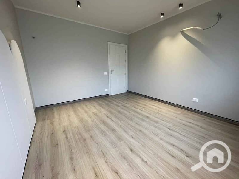 3 Room2. jpg