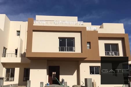 4 Bedroom Townhouse for Sale in 6th of October, Giza - 76192858-214e-4a9e-bb81-1f16dcf4696f. jpg 4 Bedroom Townhouse for Sale in 6th of October, Giza - 76192858-214e-4a9e-bb81-1f16dcf4696f. jpg