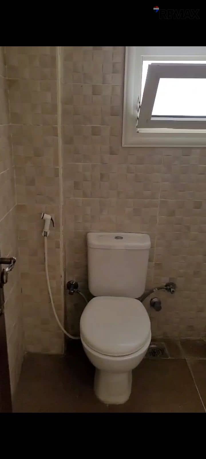 11 1000403870. jpg